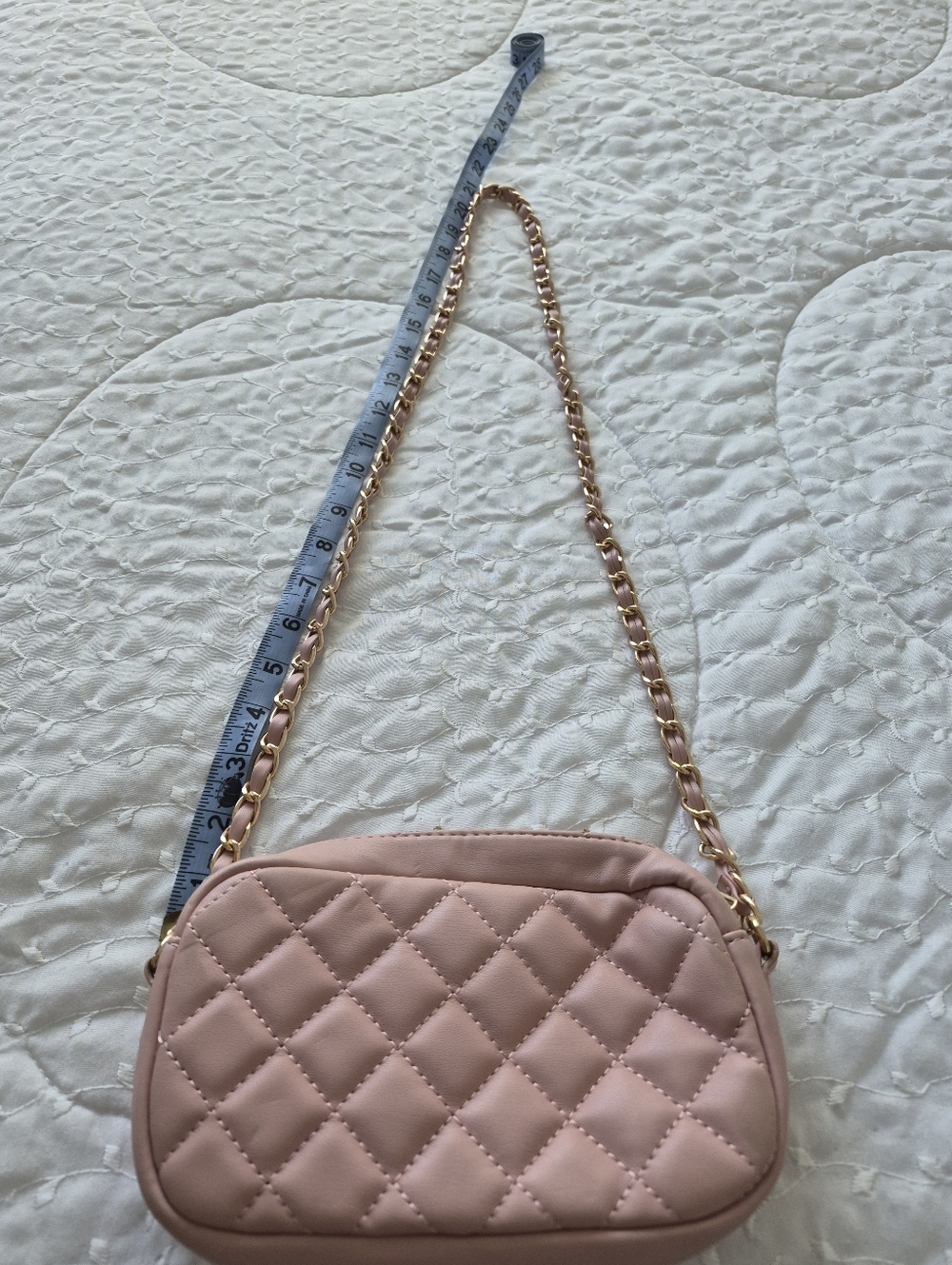 Quilted Pink Chain Strap Crossbody Bag - Unbranded